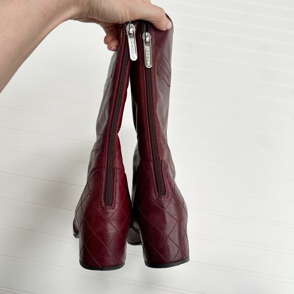 Chanel CC Burgundy Leather CC Quilted Diamond Stitched Block Heel Boots Calf 38 - Picture 11 of 13